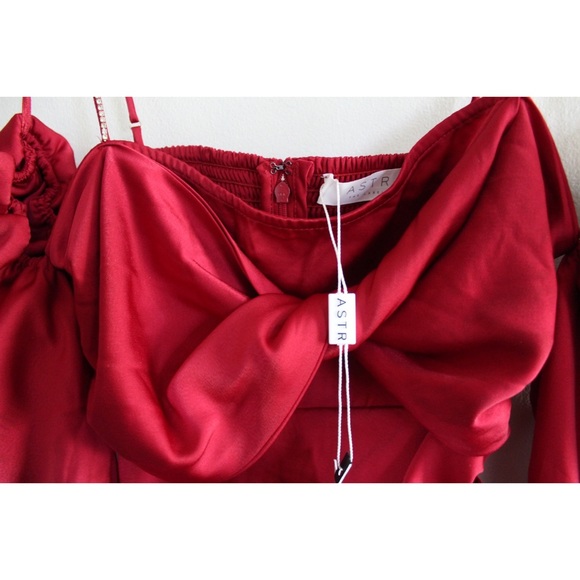 ASTR THE LABEL Fuschia NWT Claudina Womens Rouched Embellished Midi Dress Small - Picture 5 of 10